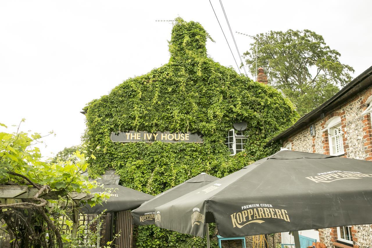 เดอะ ไอวี่ เฮาส์ Hotel Chalfont St Giles ภายนอก รูปภาพ